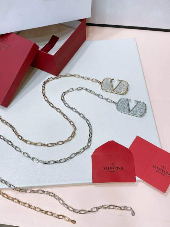 Picture of Valentino Belts _SKUfw167257801fw